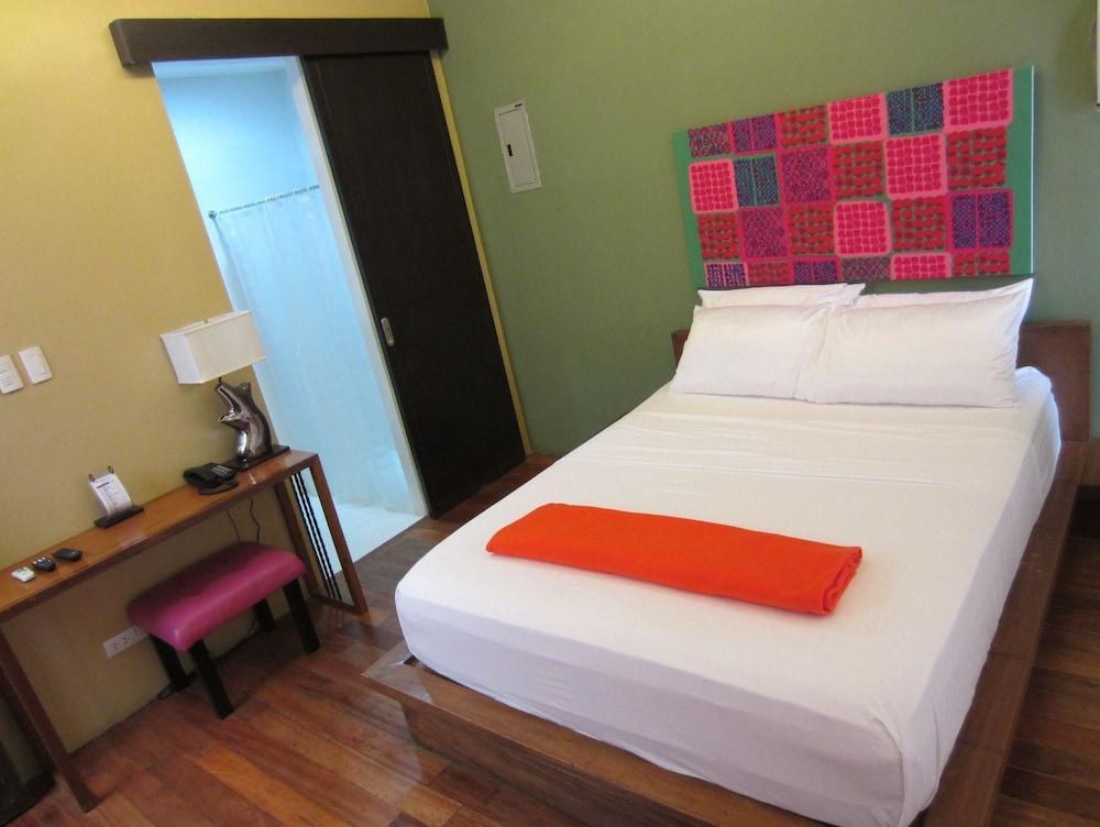 Purple Tree Bed & Breakfast Paranaque City Bagian luar foto