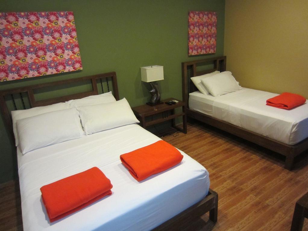 Purple Tree Bed & Breakfast Paranaque City Bagian luar foto