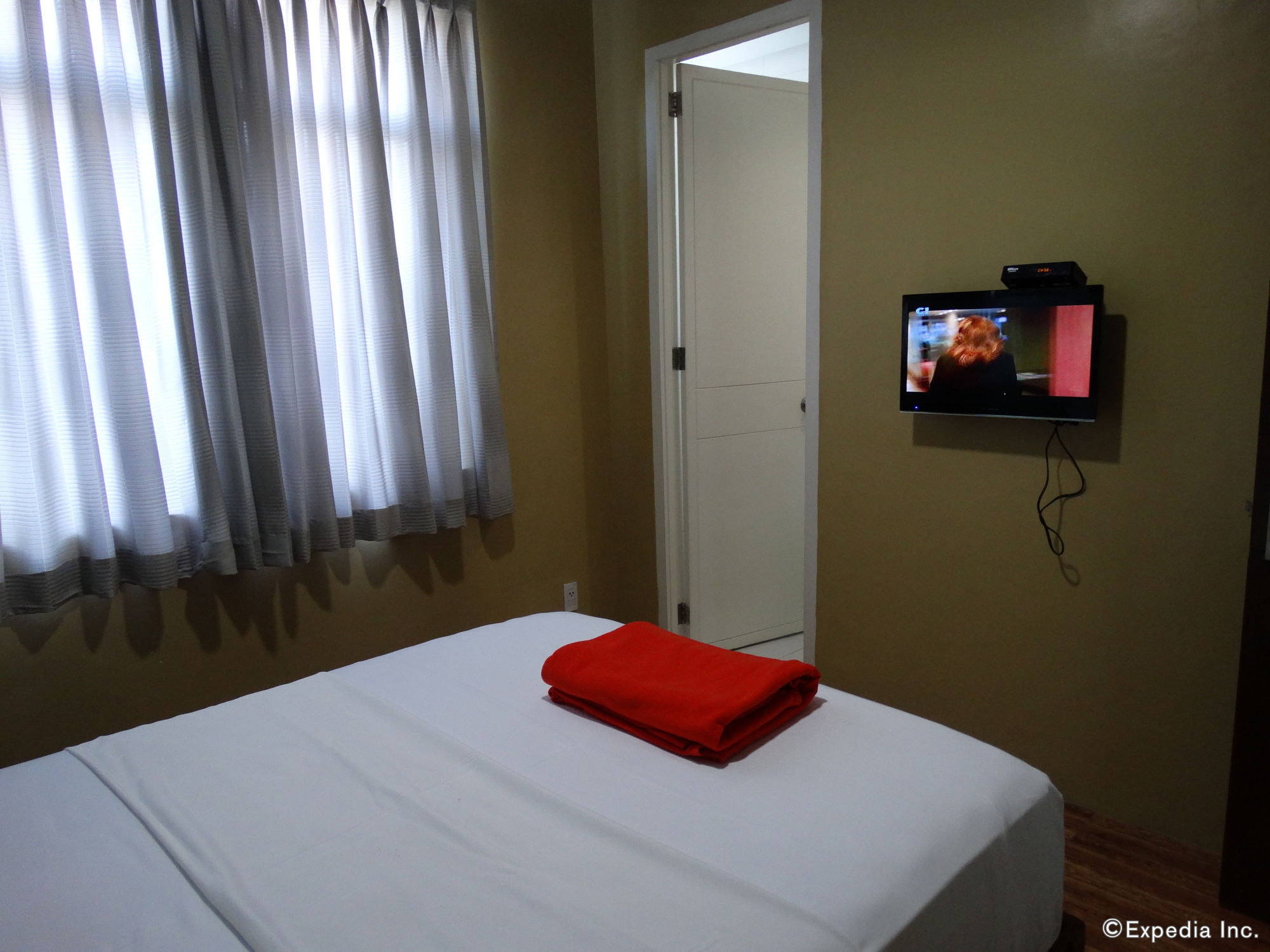 Purple Tree Bed & Breakfast Paranaque City Bagian luar foto