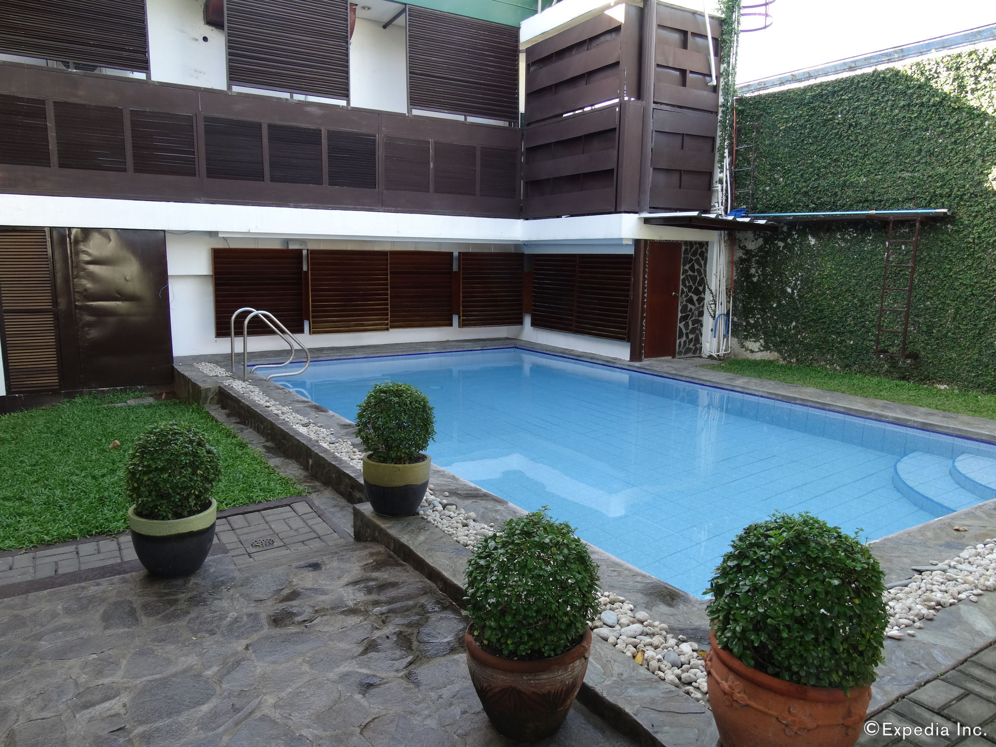 Purple Tree Bed & Breakfast Paranaque City Bagian luar foto